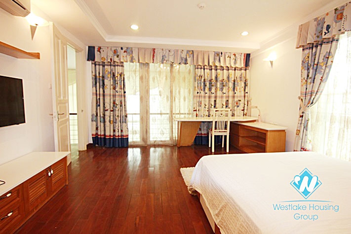 Hight quality penthouse apartment with 4 bedrooms for rent in Ciputra, Westlake Tay Ho, Hanoi, Vietnam